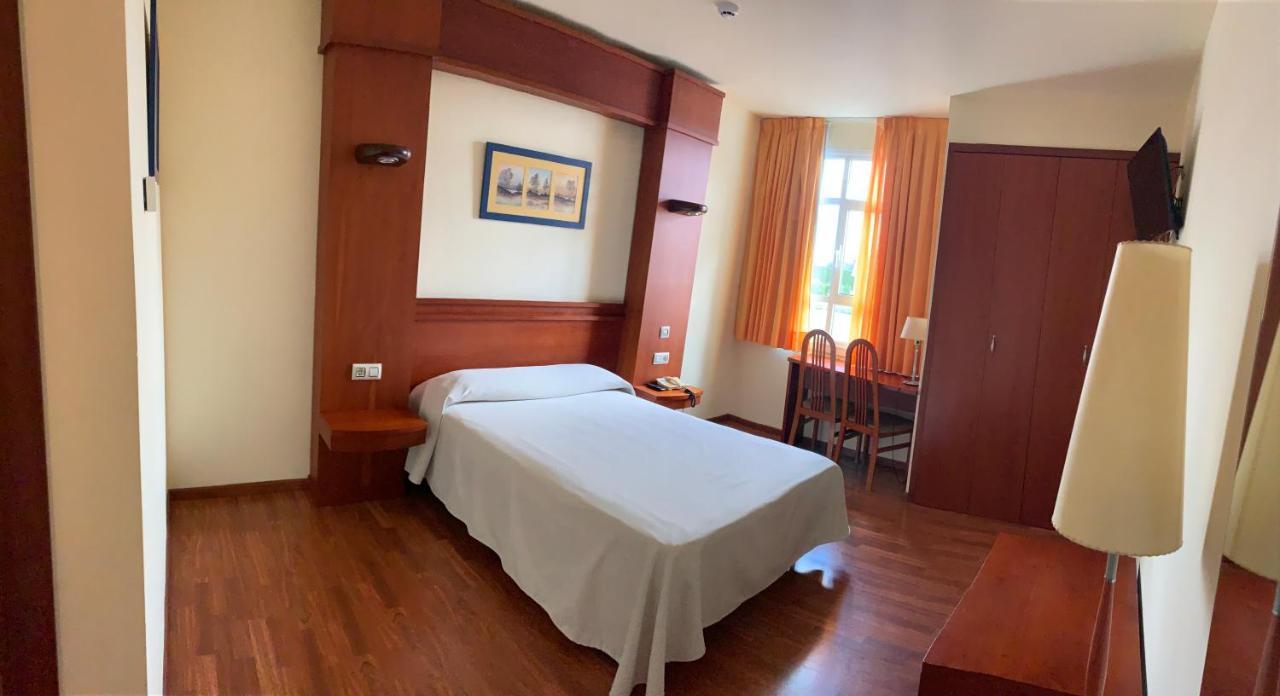 Hotel Barreiro Leira Extérieur photo